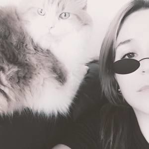 Meet your Posher, Caroline